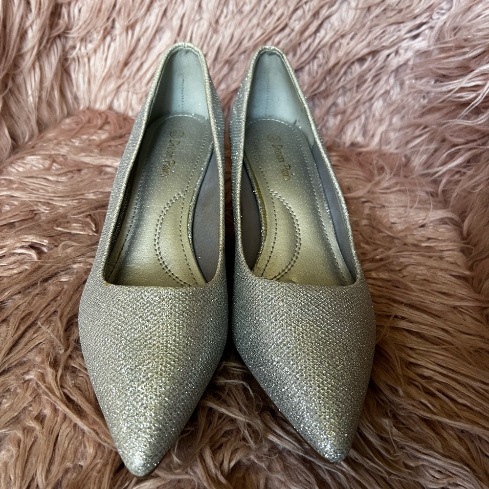 Gray heels